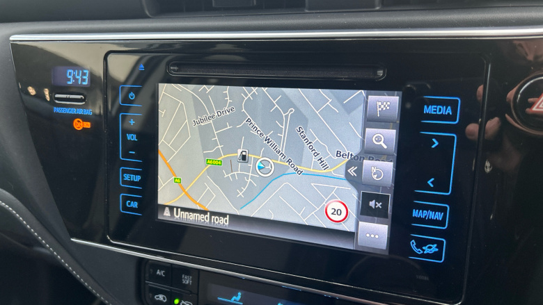 Toyota Auris 1.8 Hybrid Design TSS 5dr CVT [Nav] Hybrid Estate